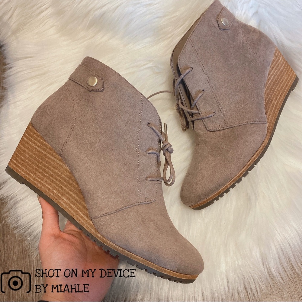 Dr. Scholl's Conquer Women's Wedge Ankle Boots